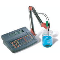 Tris buffer meter HI223 with HI1043P pH electrode